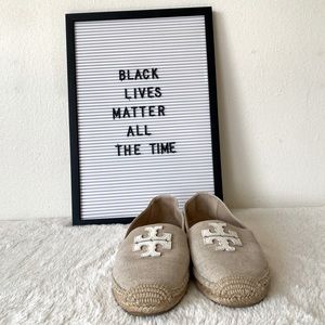 Tory Burch Weston Natural/Ivory Metallic Linen 8.5